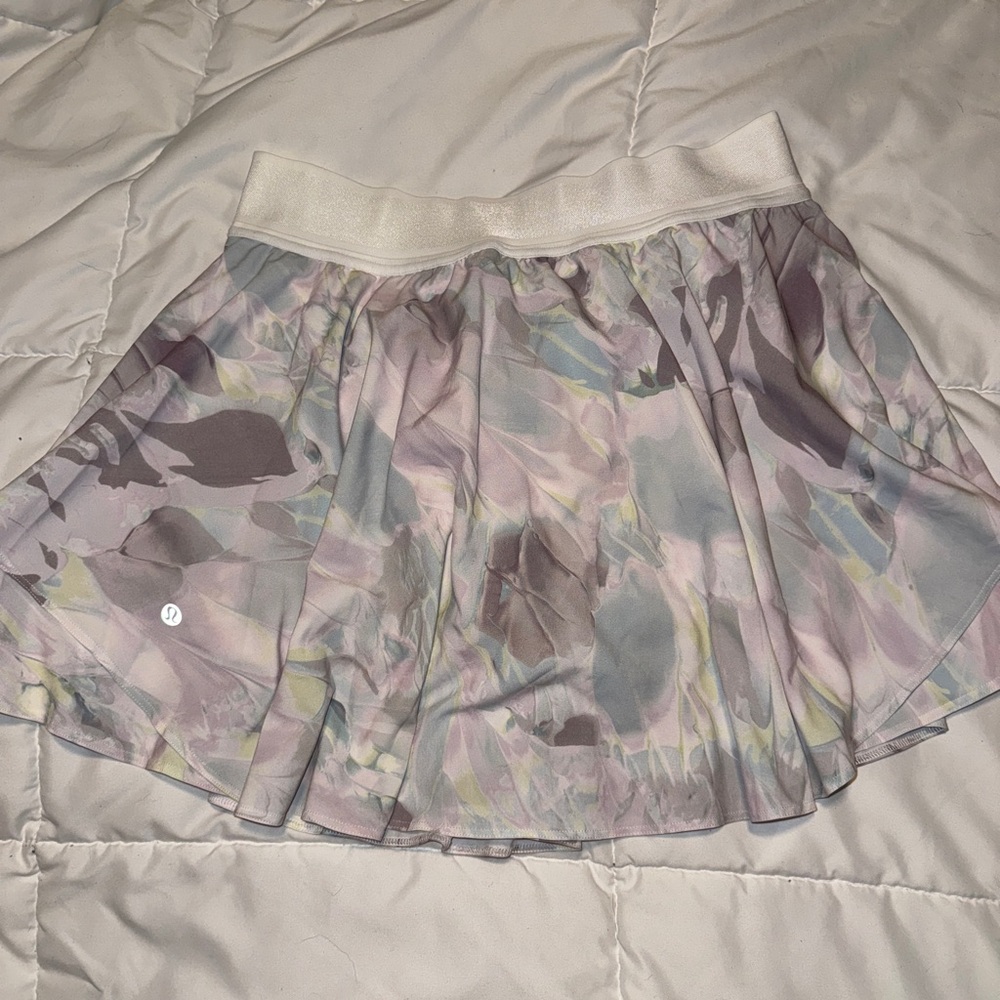 Lululemon Rare Multi Color pattern Skirt